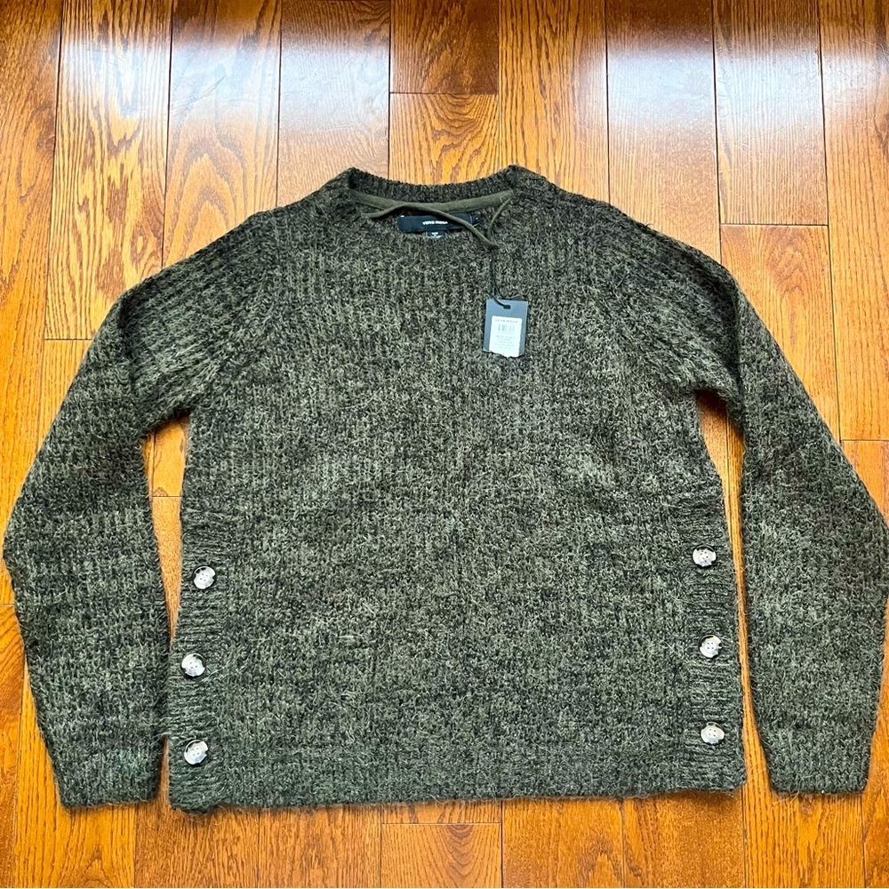Vera Moda BNWT Green Crew Neck Sweater Size Small - Button Up Sides — Pull Over‌